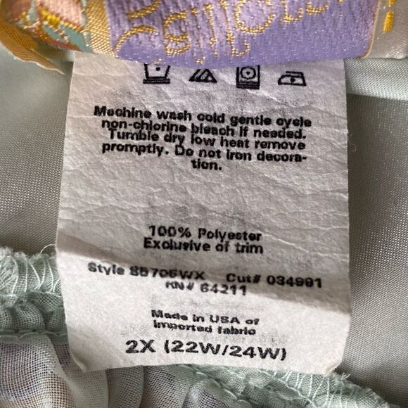 California Dynasty Vintage 2XL Gown mint & periwinkle - Picture 11 of 11